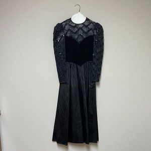 Vintage Black Velvet/Tafida/Lace Sequin Dress